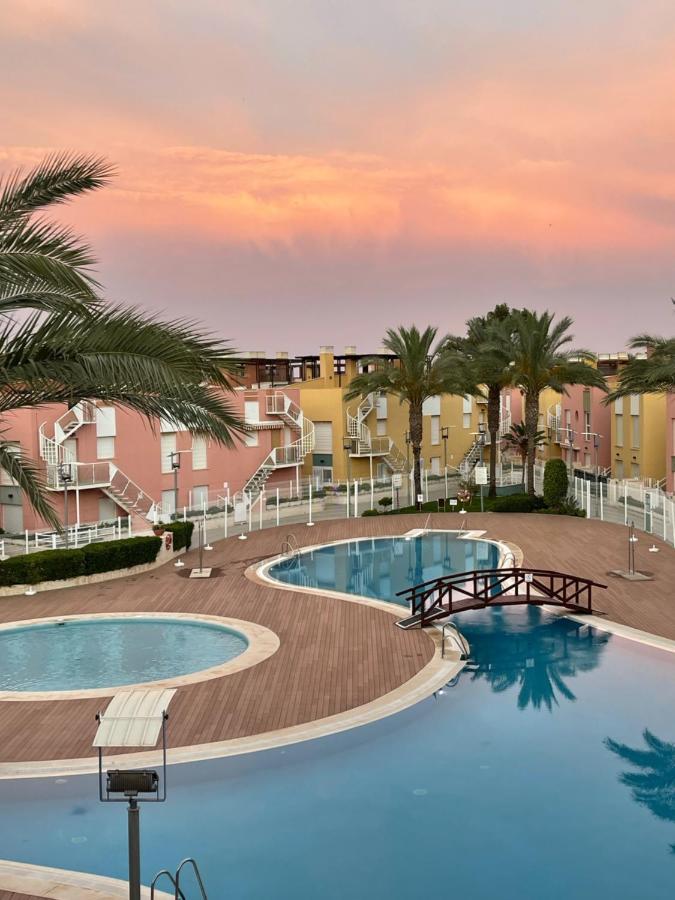 Precioso Bajo Con Jardin En Vera Bagian luar foto